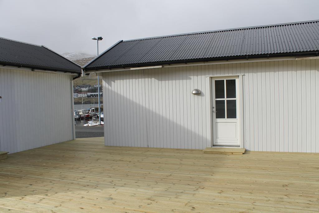 Hotel Kristjanshavn Mithvagur Exteriér fotografie